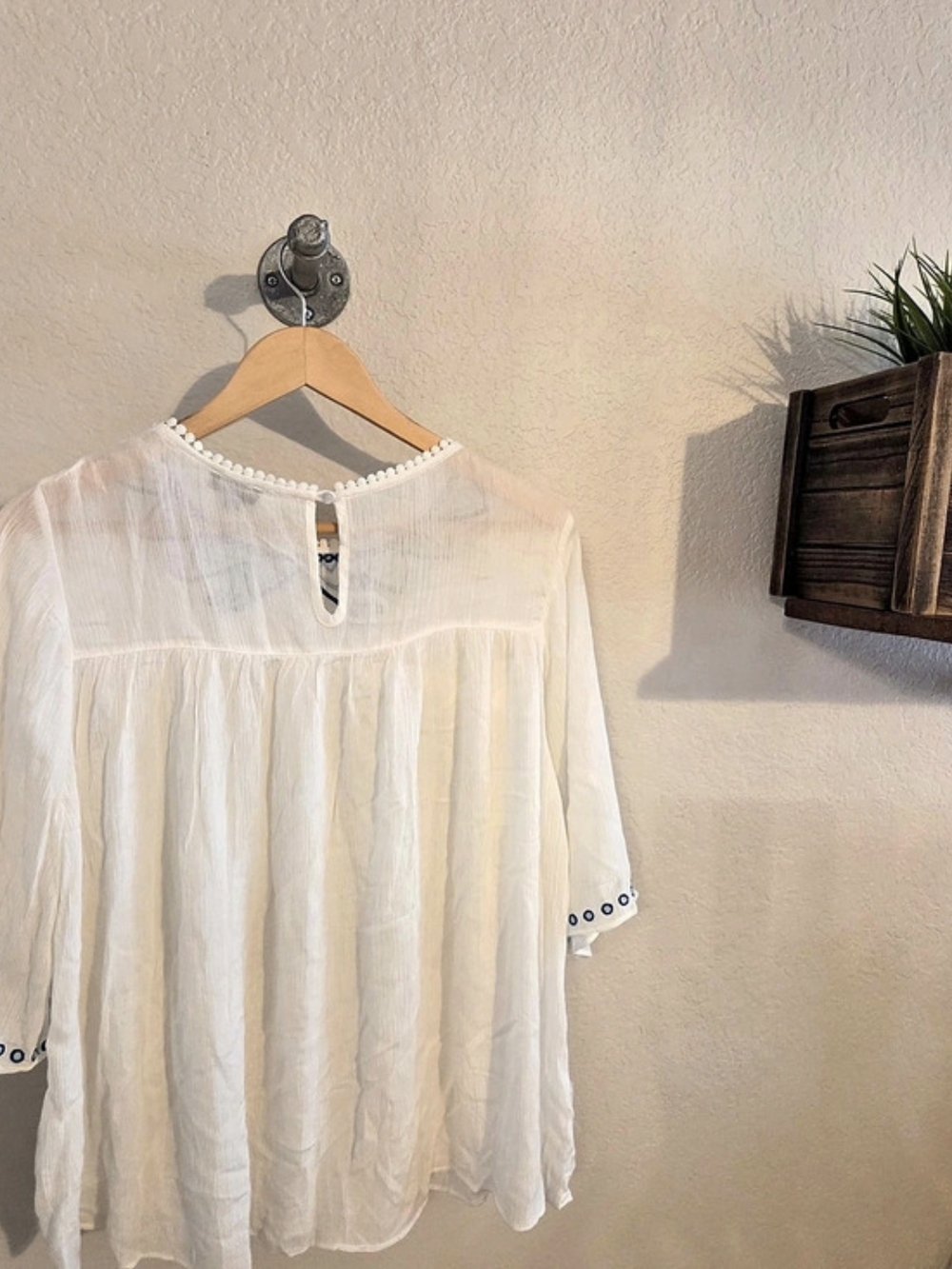Zenobia Embroidered Blouse - Picture 5 of 5